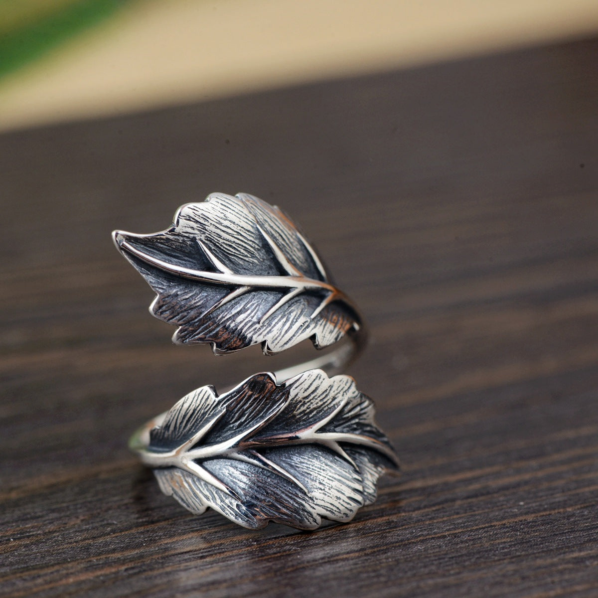 Silver leaf ring